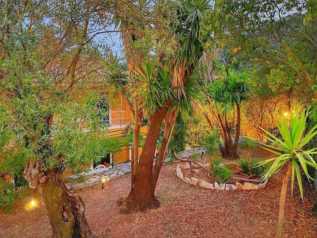 Silent Bay Apartments Katavolos Bagian luar foto
