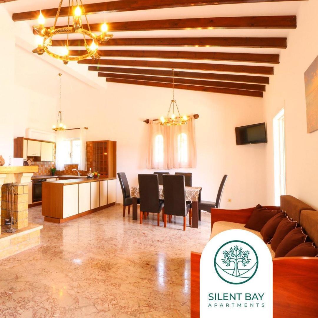Silent Bay Apartments Katavolos Bagian luar foto