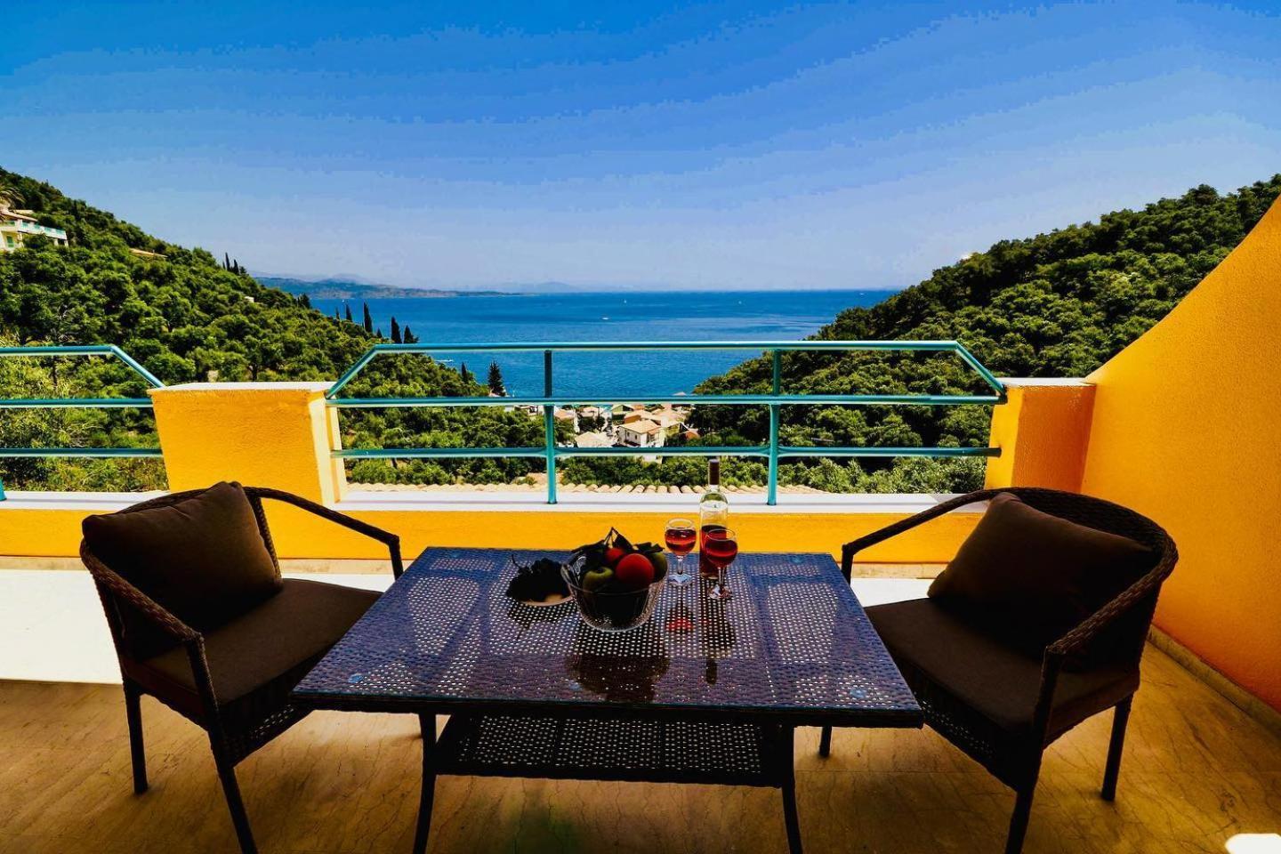 Silent Bay Apartments Katavolos Bagian luar foto