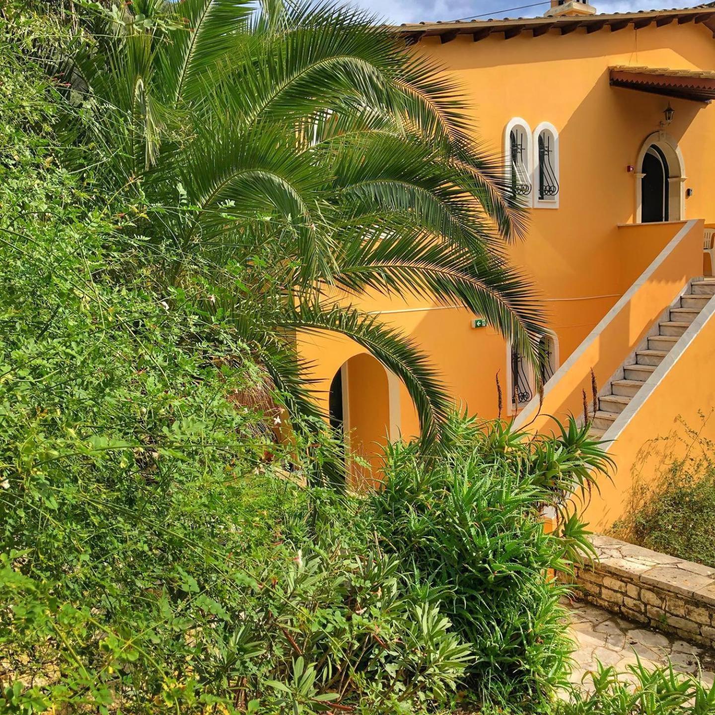 Silent Bay Apartments Katavolos Bagian luar foto