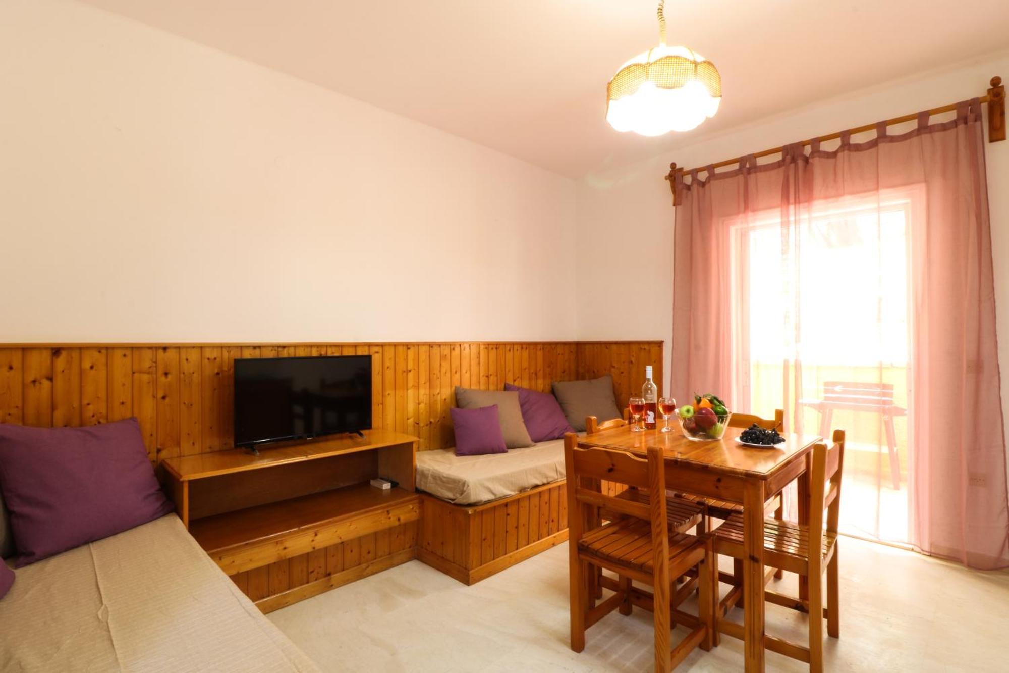 Silent Bay Apartments Katavolos Bagian luar foto