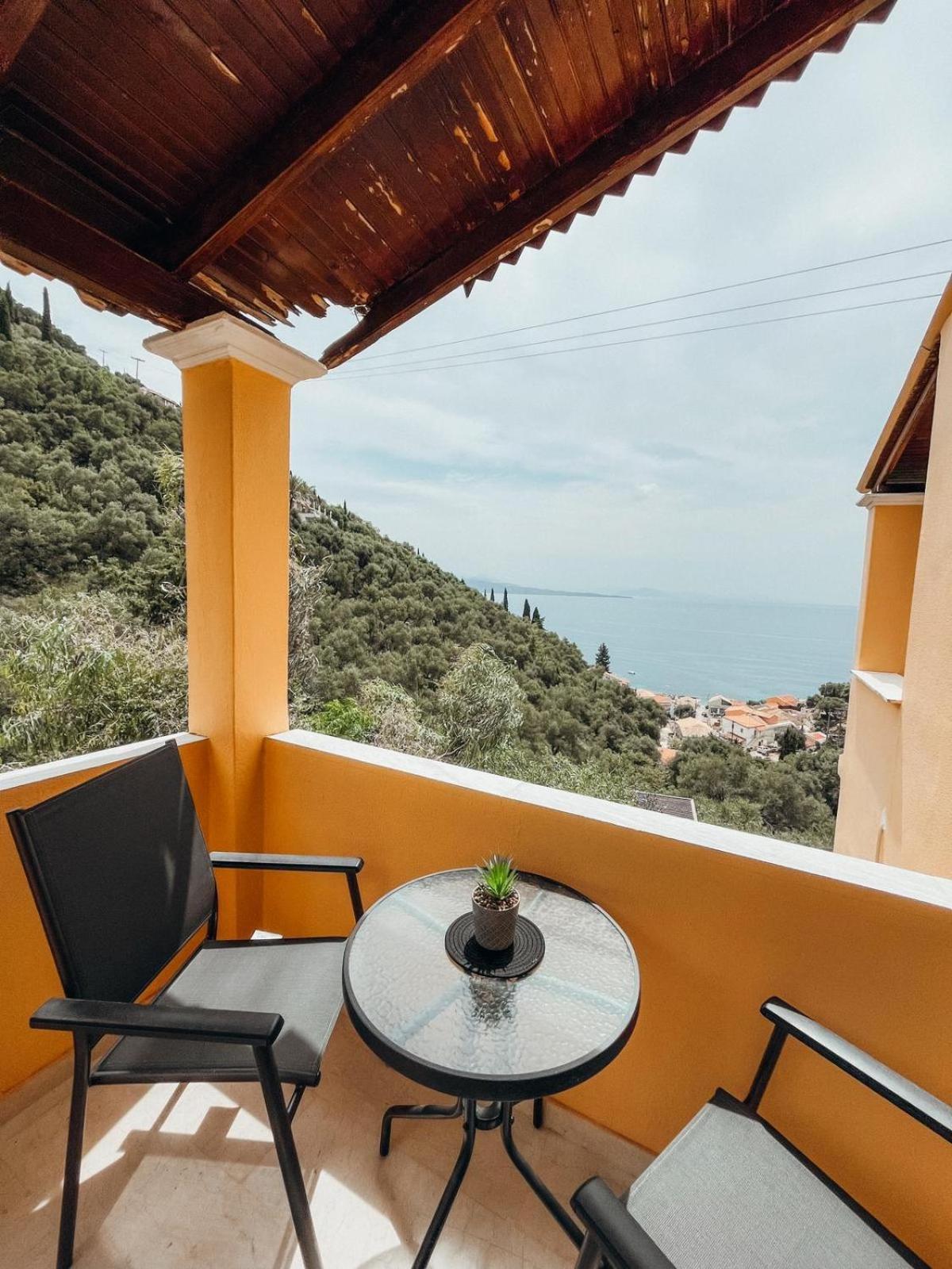 Silent Bay Apartments Katavolos Bagian luar foto