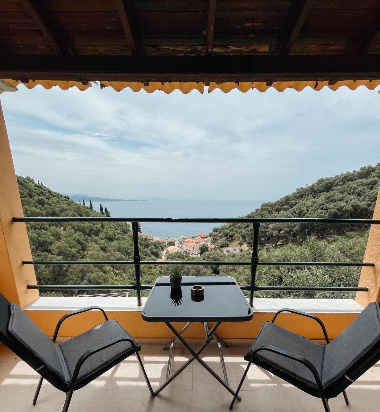 Silent Bay Apartments Katavolos Bagian luar foto