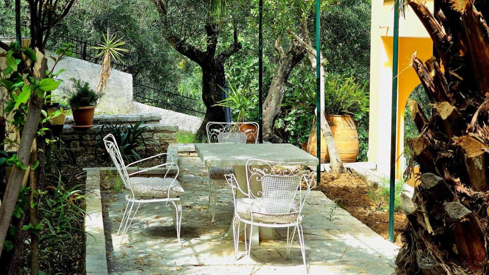 Silent Bay Apartments Katavolos Bagian luar foto