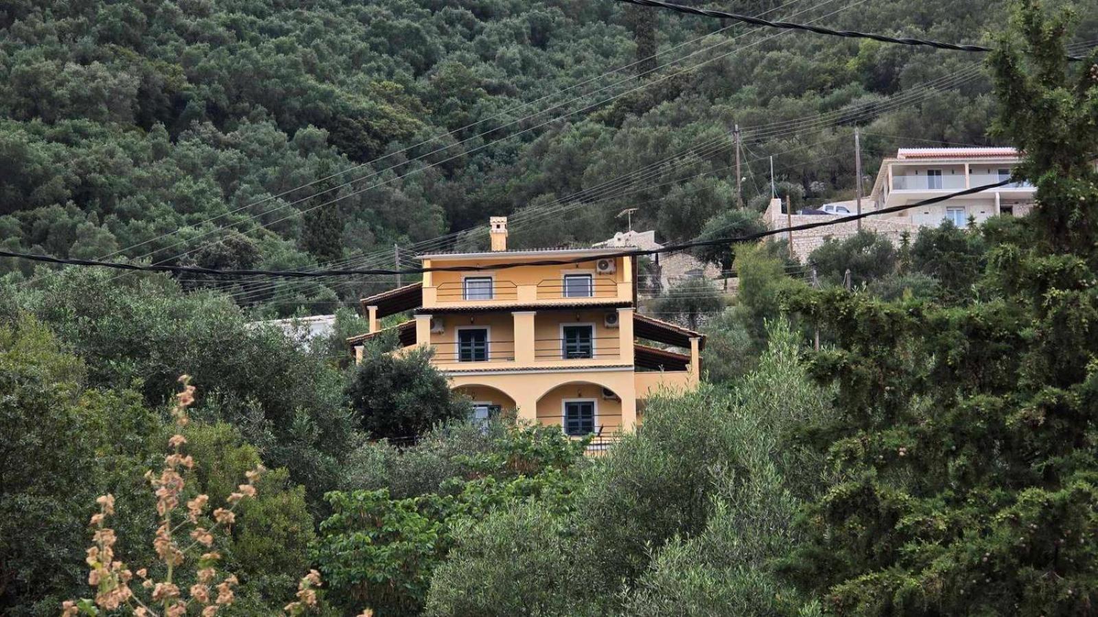 Silent Bay Apartments Katavolos Bagian luar foto